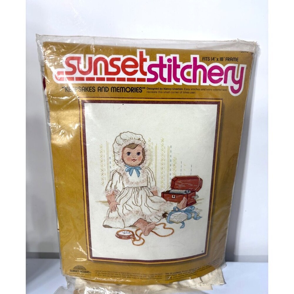 Vtg Sunset Stitchery Keepsakes and Memories‎ Embroidery Kit Nancy Overton 2690